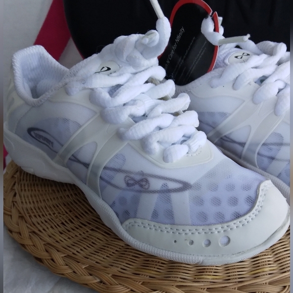 NFINITY Shoes - (Size Youth 10)NFINITY CHEER SHOES  (VENGEANCE) 6"1/2L x 2"1/2 W x heel 2"Wide